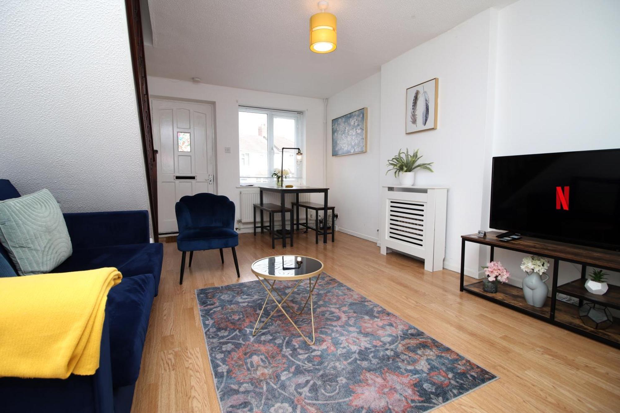 2Bedroom Home- Free Parking, Wi-Fi & Patio- Available For Long Or Short Term Bristol Kültér fotó